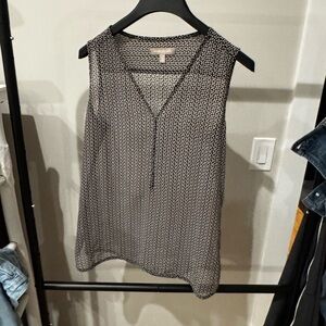 Banana Republic Monochrome Sleeveless Blouse